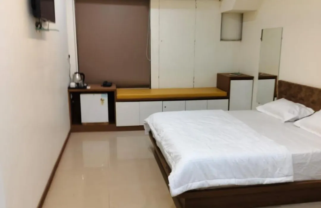 Hotel Spark Inn-1
